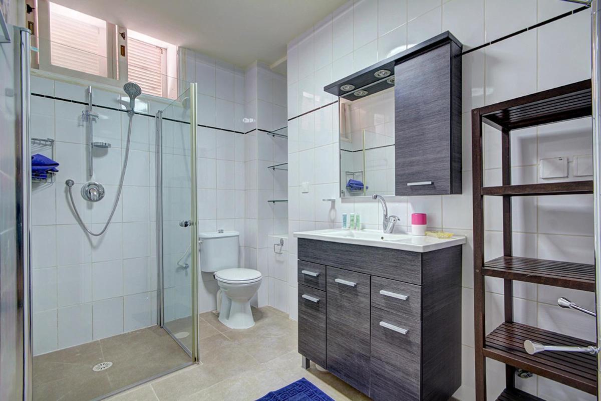 Lisetta - By Beach Apartments Tlv Tel Aviv Eksteriør billede