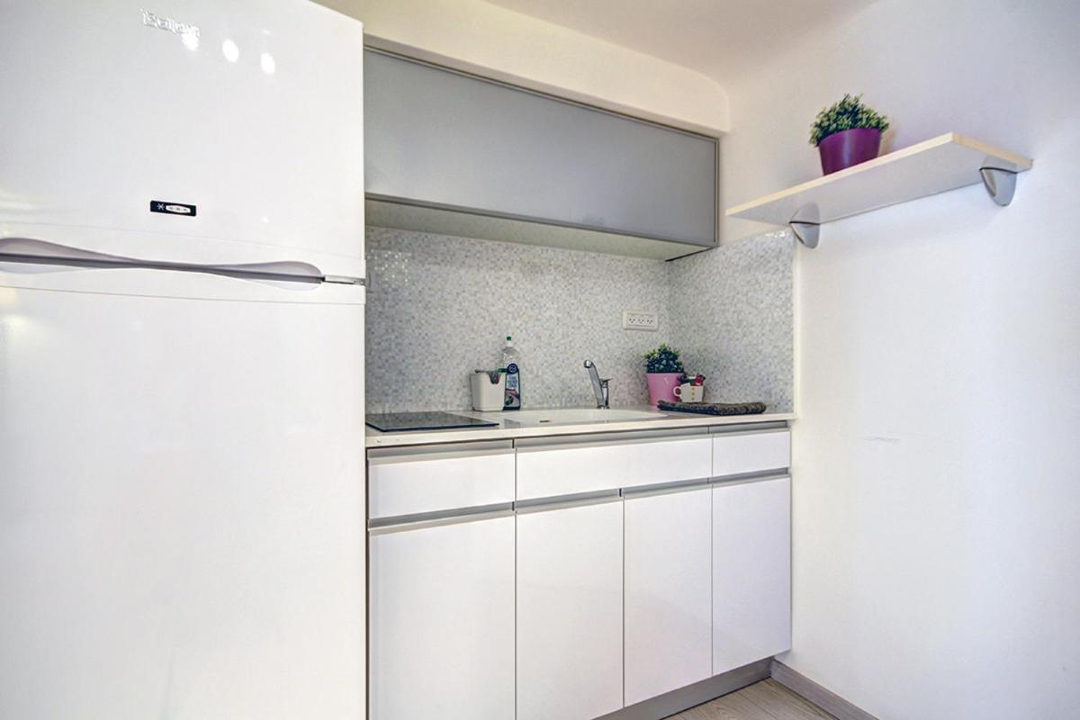 Lisetta - By Beach Apartments Tlv Tel Aviv Eksteriør billede